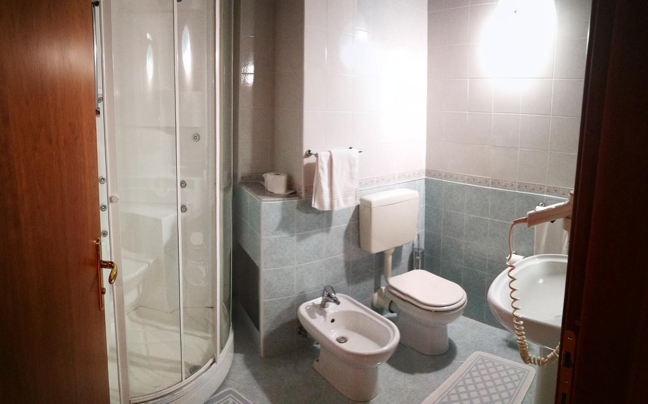 Hotel Willy Джемона-дель-Фриули Экстерьер фото